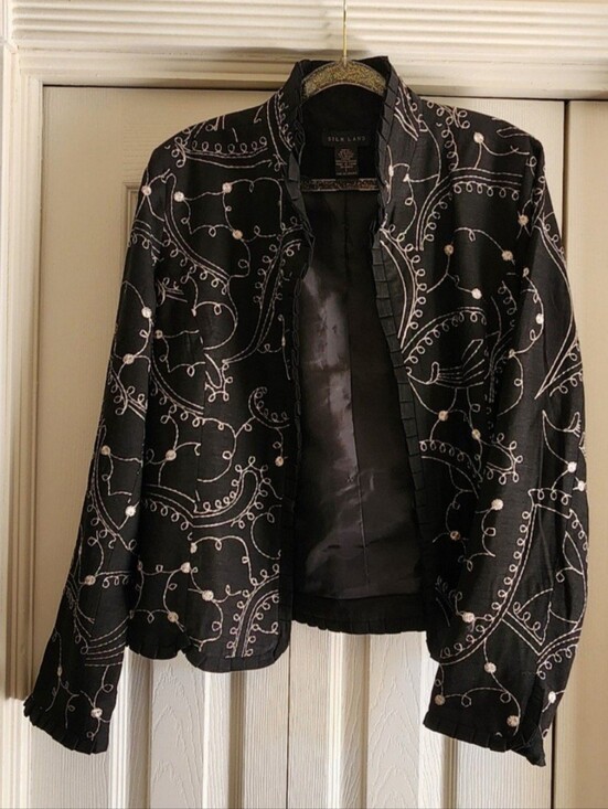 SilkLand Jackets & Blazers - Silkland Embroidered Silk Bomber Style Jacket Ruffle 90s Artsy Boho Chic Large